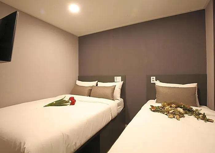 Philstay Myeongdong Hostel *