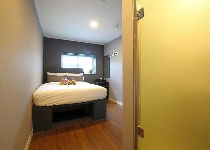 Philstay Myeongdong Hostel Seoul