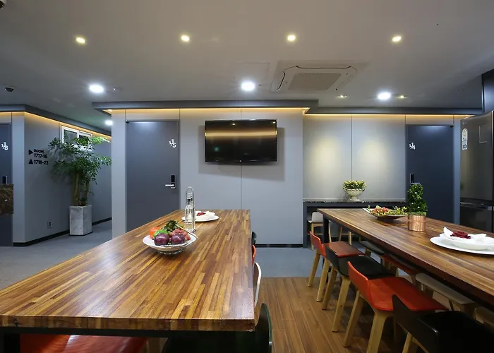 Hostel Philstay Myeongdong *